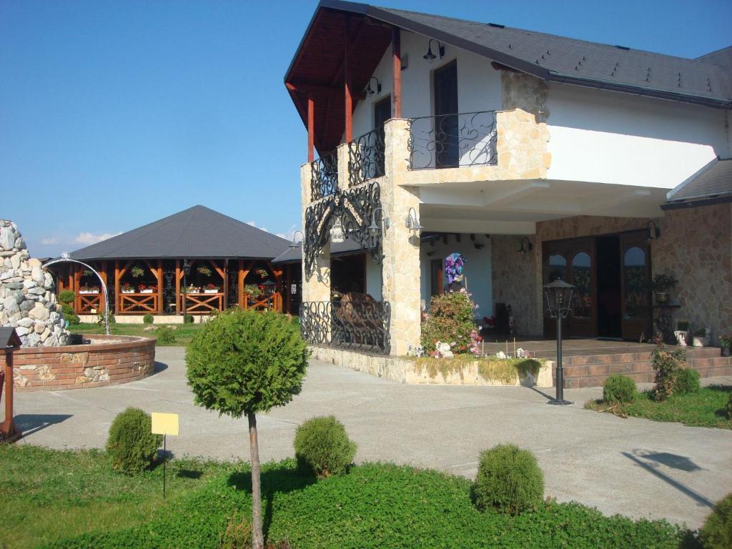 Pension La Taticu Sacalaseni Exterior foto